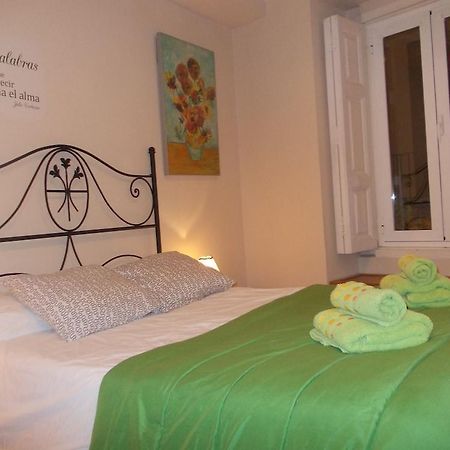 Apartamentos Ortiz De Zarate バレンシア エクステリア 写真