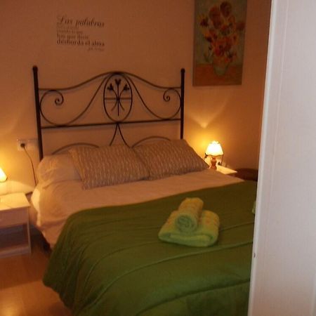 Apartamentos Ortiz De Zarate バレンシア エクステリア 写真